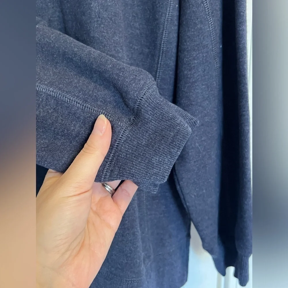 2 for $10 | WILDFOX “SOCIAL” Statement Crewneck Sweatshirt Heathered Size Medium - Picture 7 of 12